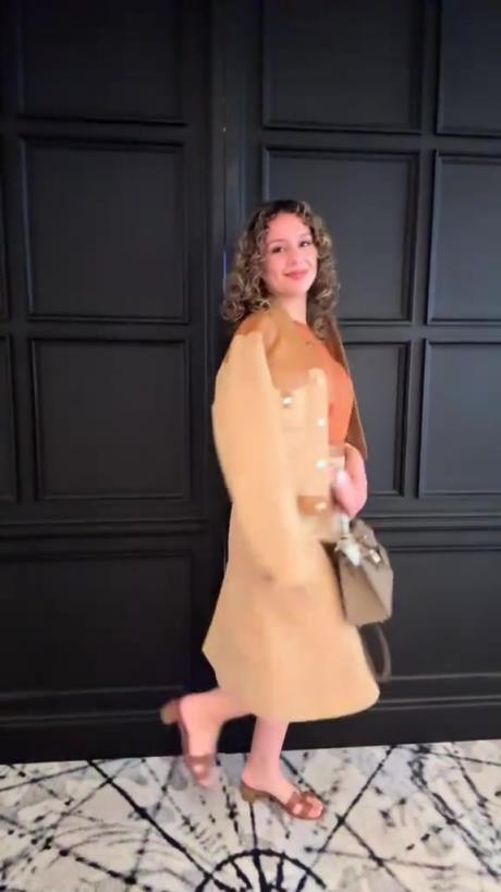 开幕雷击!赖因德斯老婆孩子陪他来曼城签约的一天!