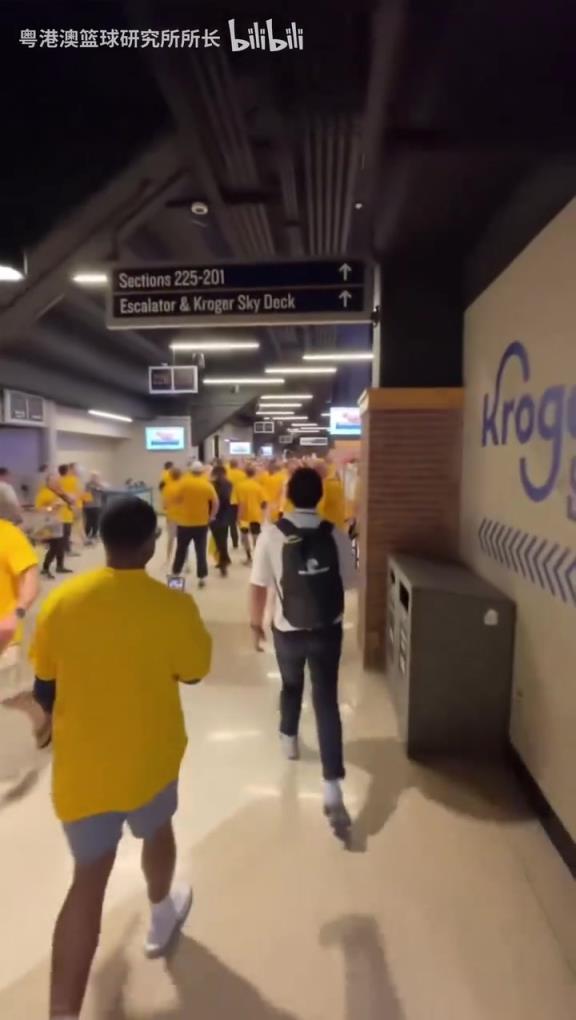 黄色海洋!G3赛后的步行者球馆是什么样的!小黄人新电影?