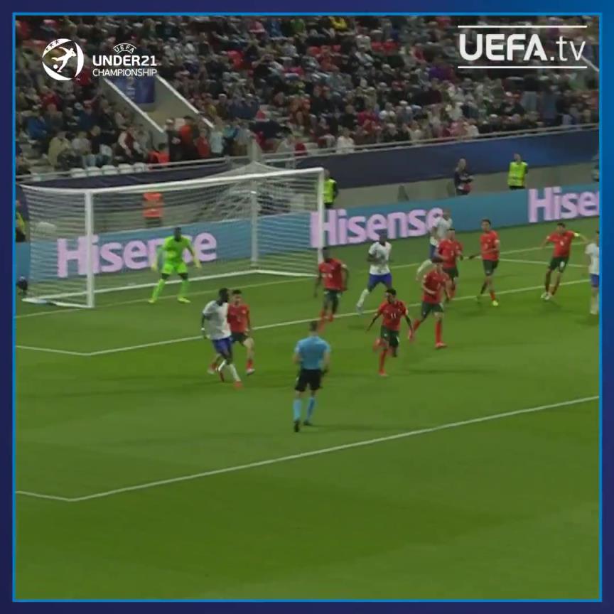 热刺天才奥多伯特欧青赛高光!20 岁飞翼光速回防抢断燃爆全场