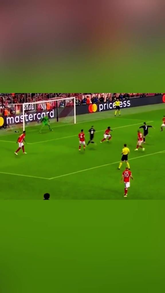 普通人接这一脚,大概要成“过儿”了吧!