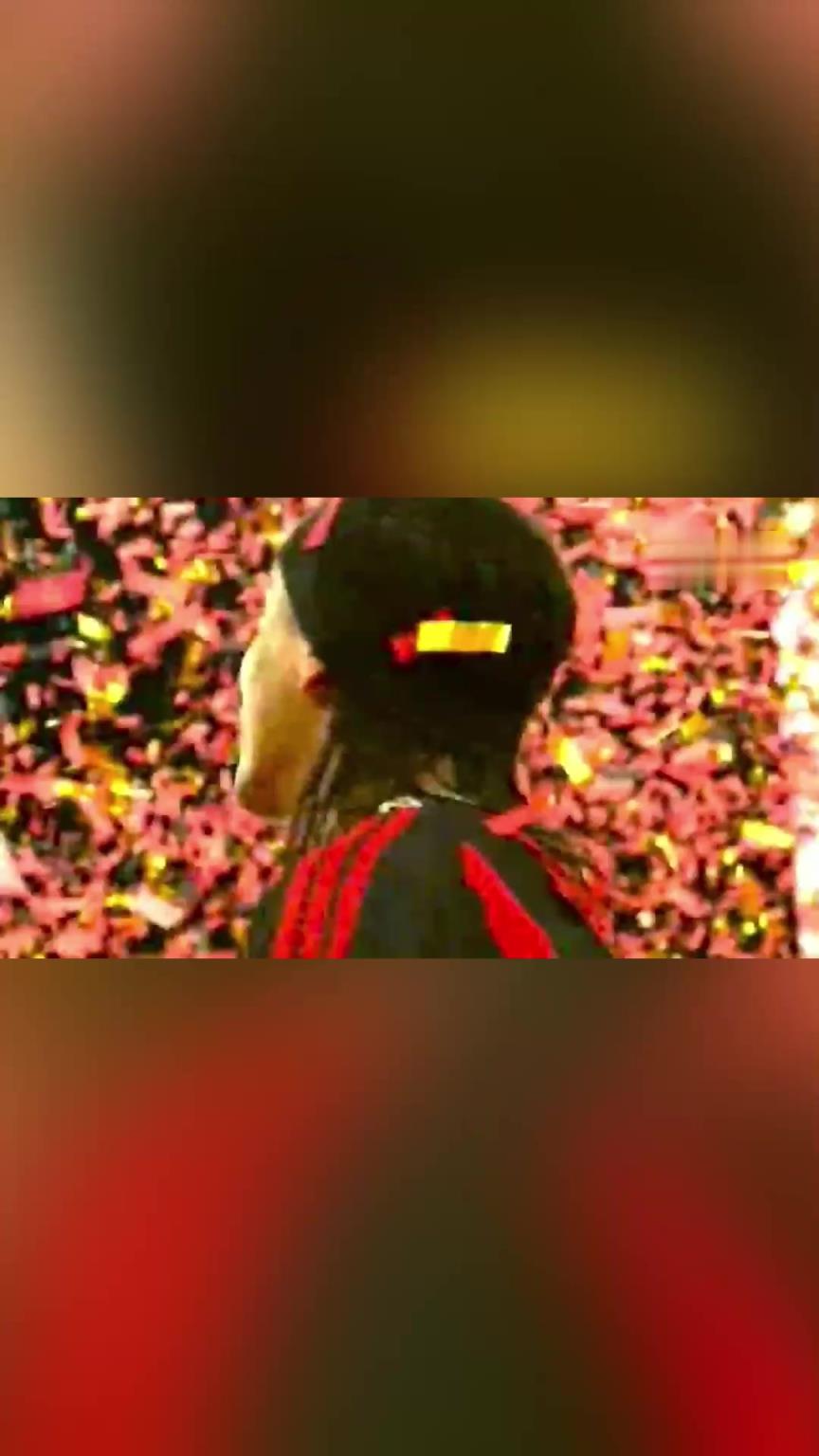 四万人捧场!08年28岁的小罗加盟米兰亮相圣西罗!