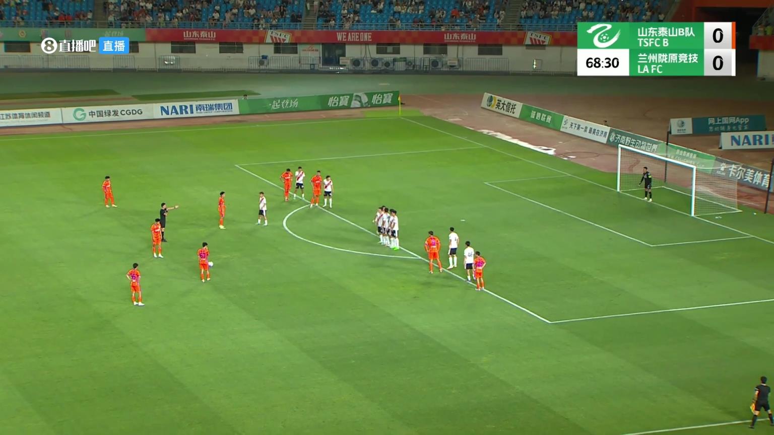 这是后卫的脚法?19岁彭啸十分角任意球,这一代年轻人是真猛啊