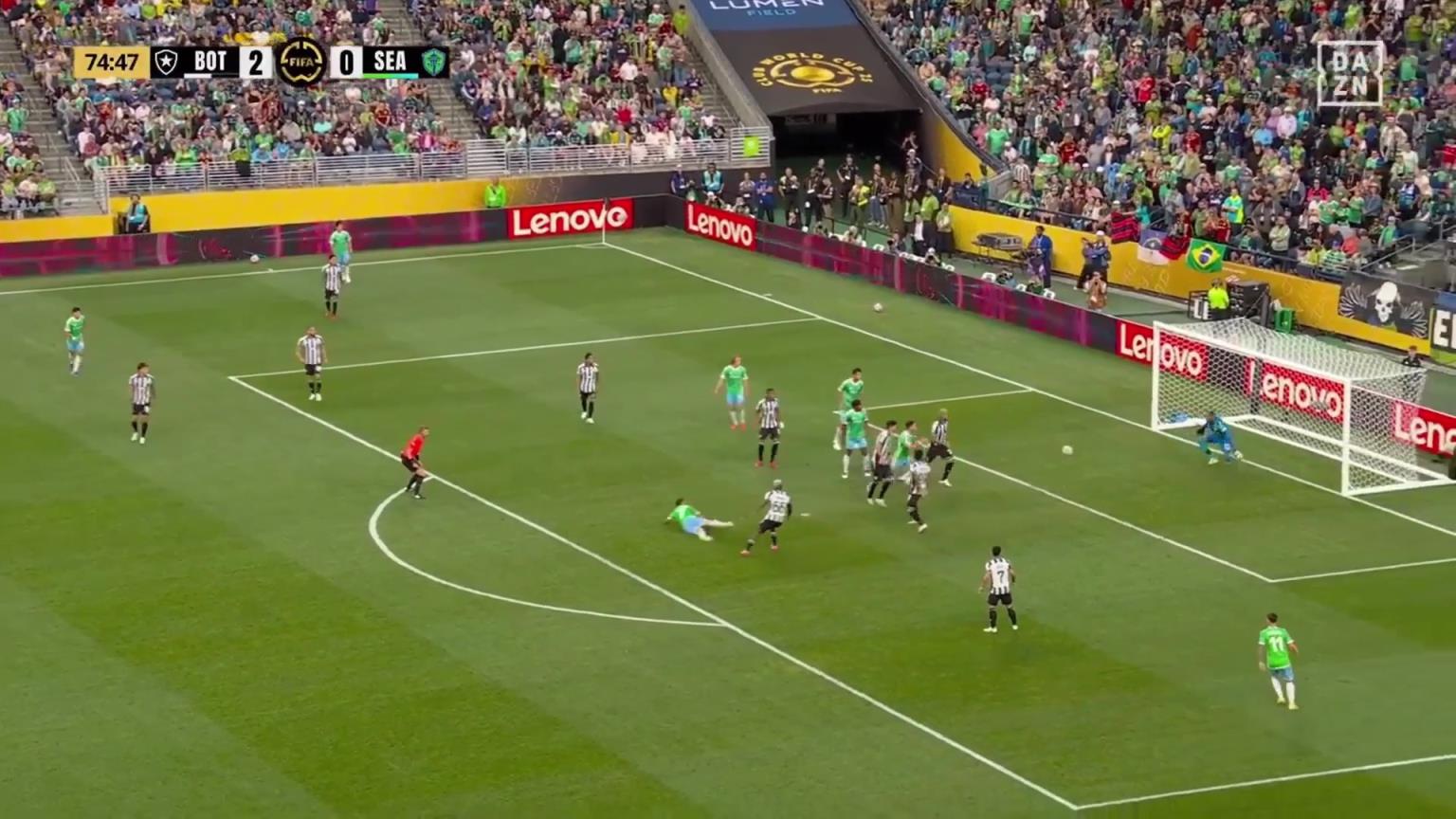 扳回一城!西雅图边线起高球,罗尔俯身冲顶折线破门!!