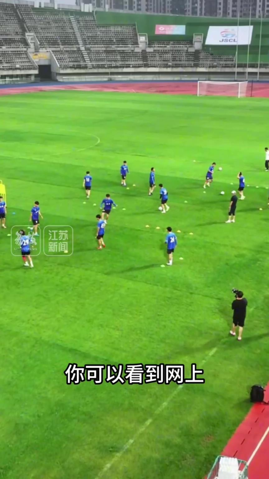 啃啃胡萝卜,吃吃黄瓜,苏超扬州队队员平均减肥20斤