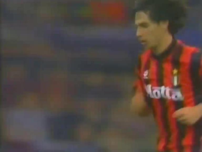 星光璀璨！93/94赛季的AC米兰！你都能认出谁来？