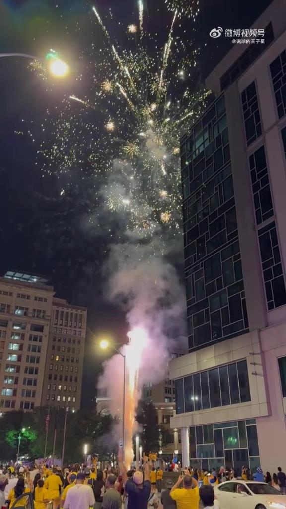 步行者拖入抢七!印第安纳当地放烟花庆祝!