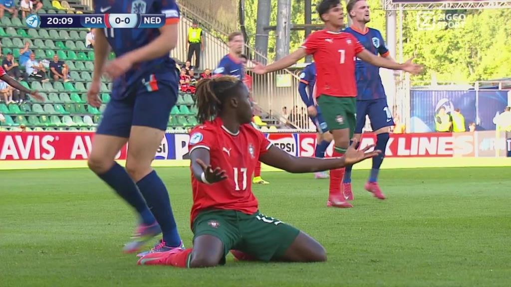 【集锦】欧青赛-昆达失点小范博梅尔染红 十人荷兰1-0绝杀葡萄牙