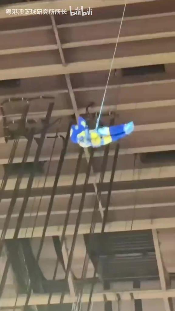 这钱不白赚!步行者吉祥物:印第安纳不养闲人!