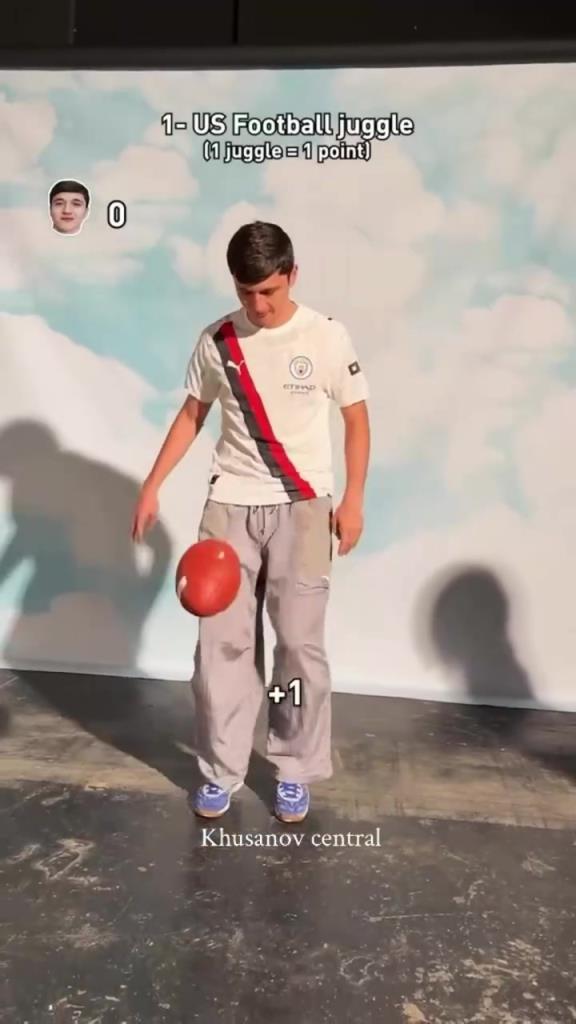 这就是天赋吗?轻松拿捏!小胡挑战篮球,橄榄球,棒球等