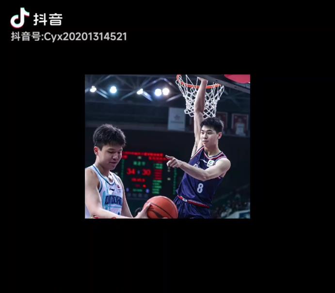 崔永熙晒隔扣杨瀚森:你小汁行啊学好英语不要受伤 期待与你交手