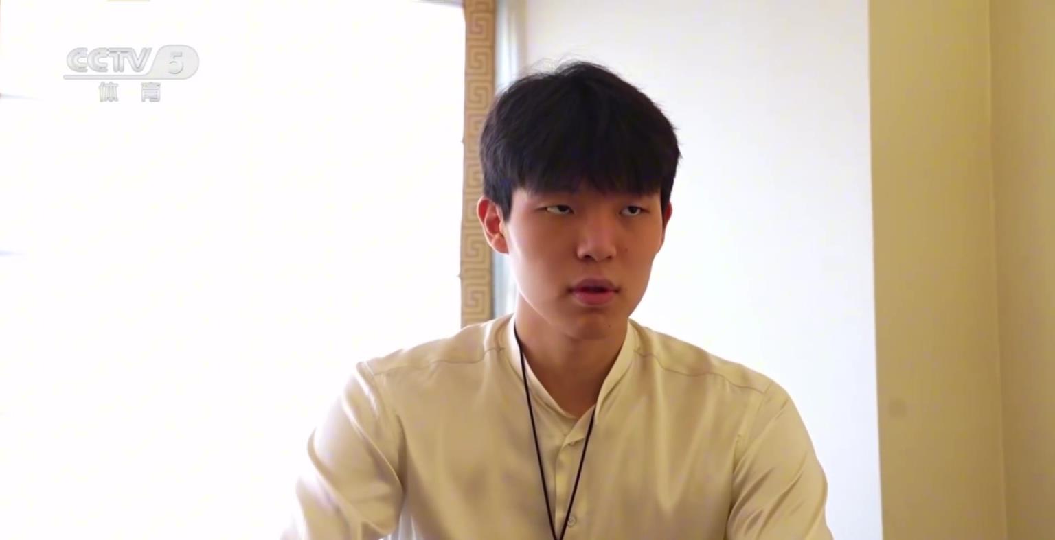 选一名现役NBA球员作为模板会选谁?杨瀚森:申京