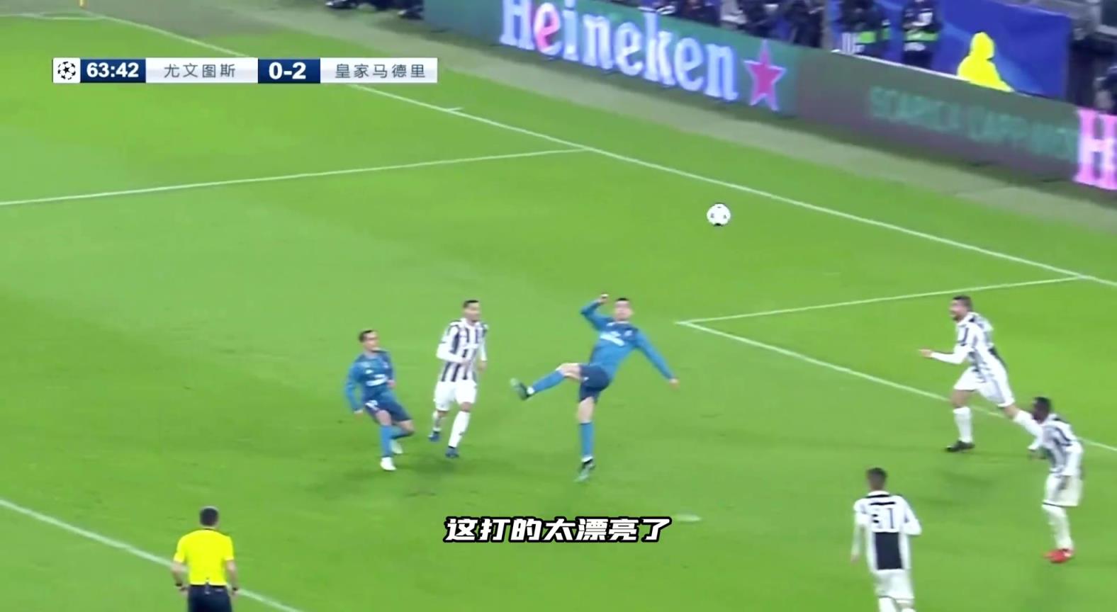 齐达内抱头，布冯无奈！C罗惊天倒钩是皇马-尤文最经典瞬间了吧