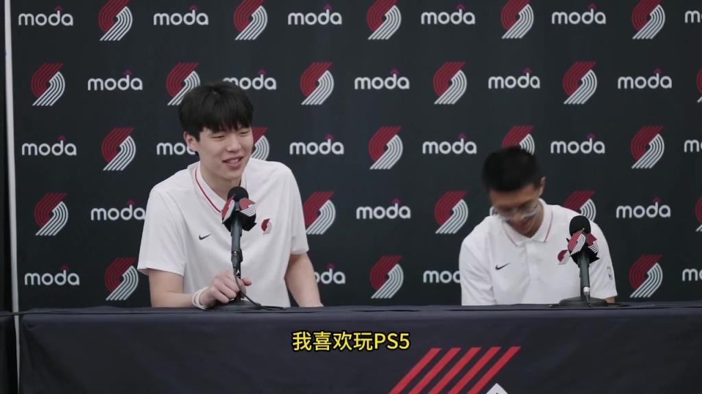 除了篮球外你还喜欢什么?杨瀚森用英语答:吃饭睡觉打游戏