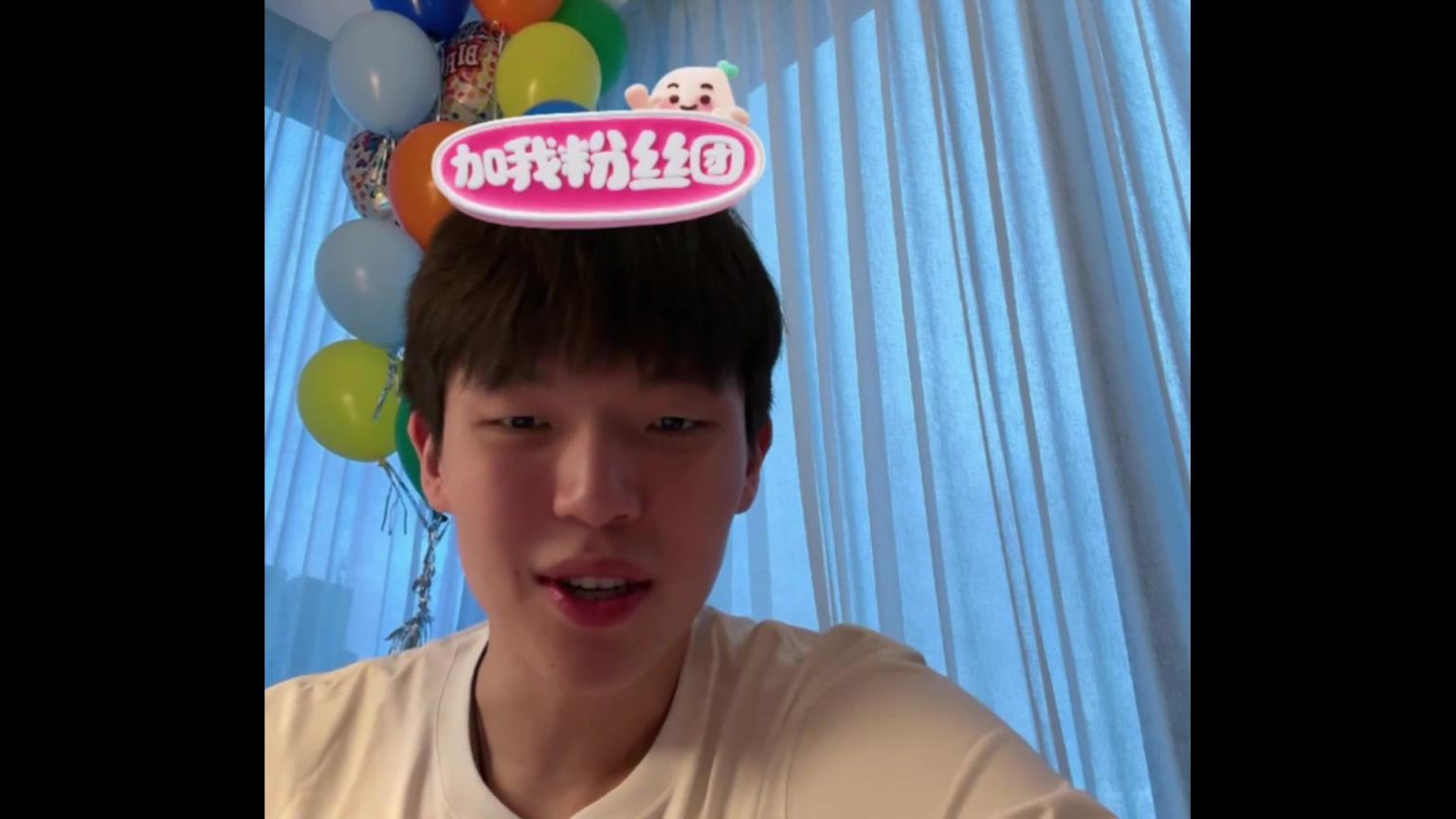 最想加哪5位球星的联系方式?杨瀚森:卢卡老詹约老师欧文巴特勒