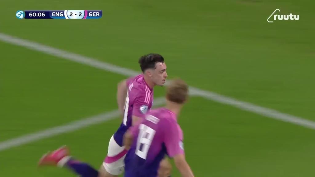 德国2-2扳平英格兰！内布尔禁区内抽射破门！