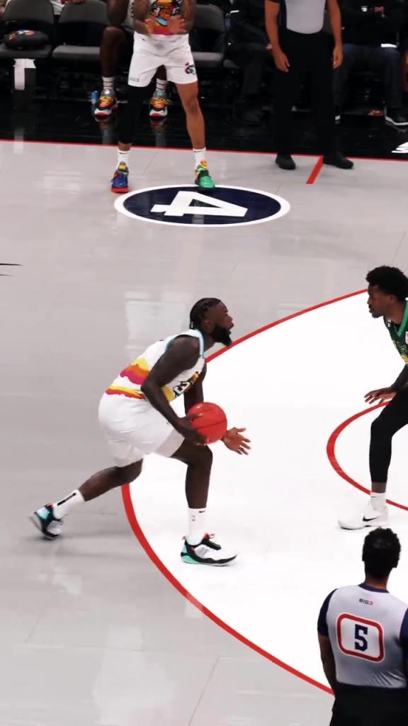 被他装到了!史蒂芬斯抢断后连续晃动命中跳投 扭跨舞疯狂庆祝