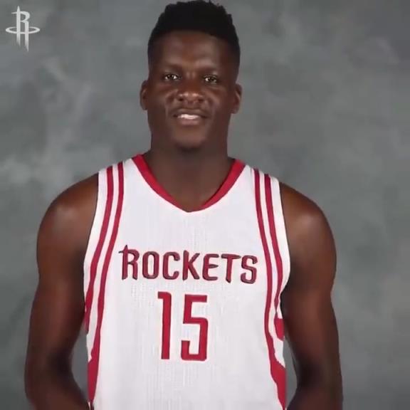 饼皇回归!火箭此前致敬卡佩拉!这次不用致敬了 重新回火箭~