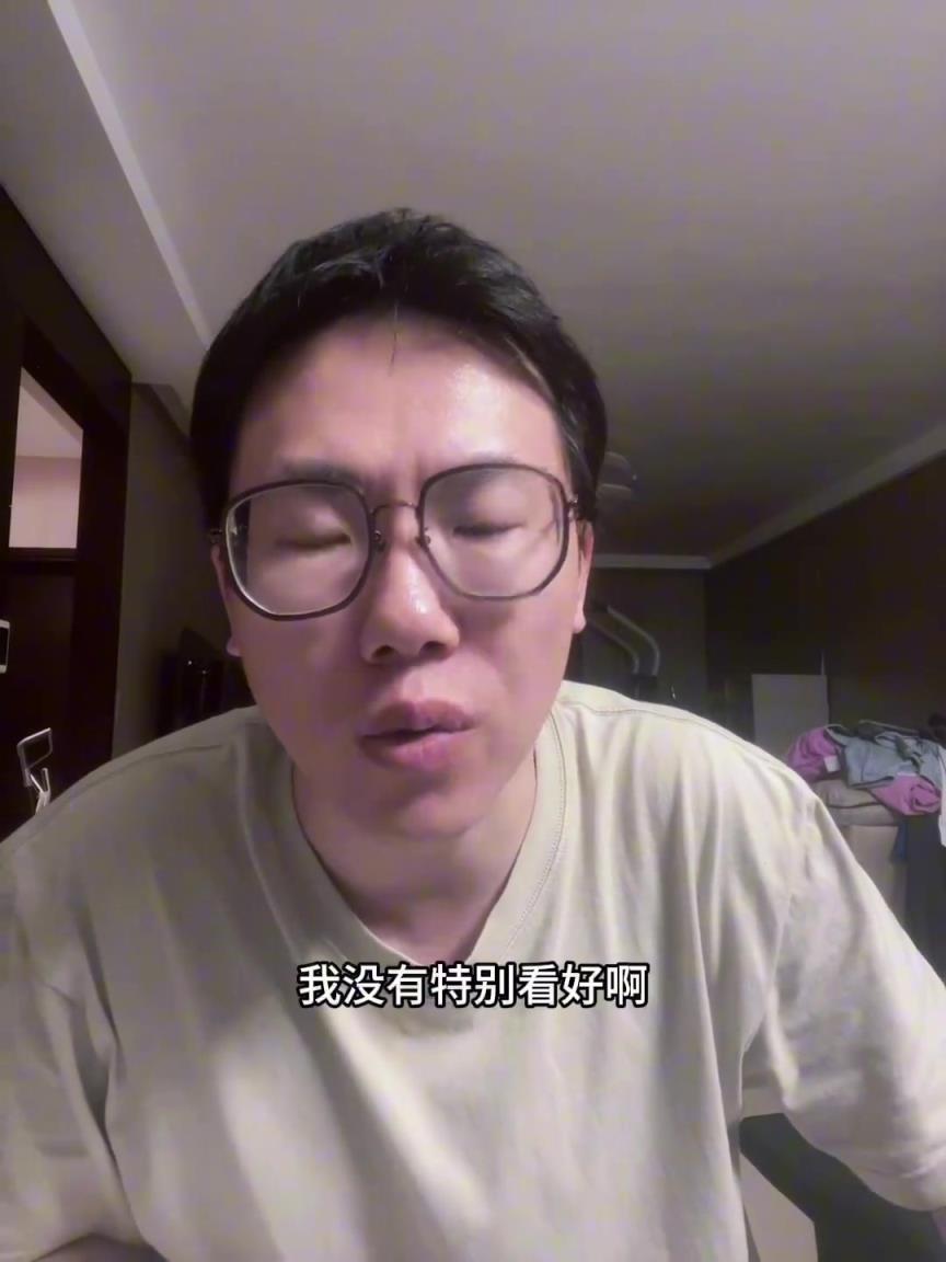 孔祥宇:雄鹿现在控卫人选上只能矬子里拔将军了