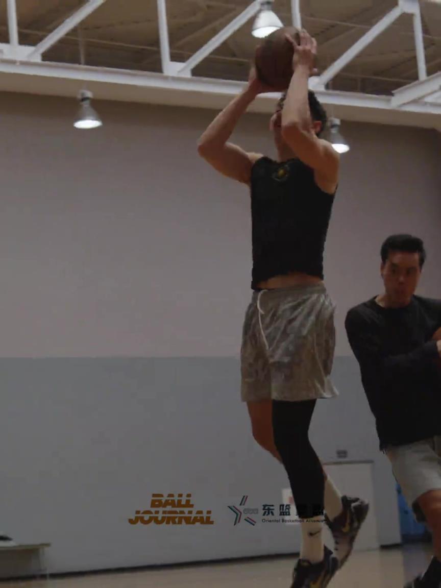 恢复不错!崔永熙球场康复训练片段