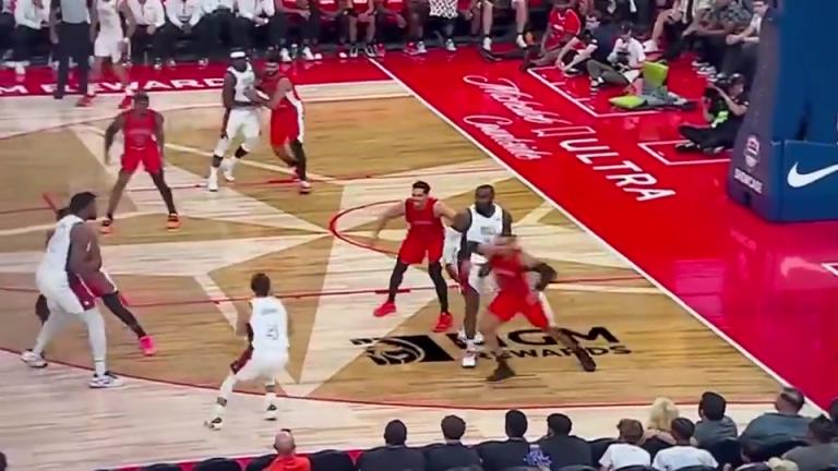 老詹:我真成追梦了?詹姆斯给库里强力掩护,库里轻松三分命中!