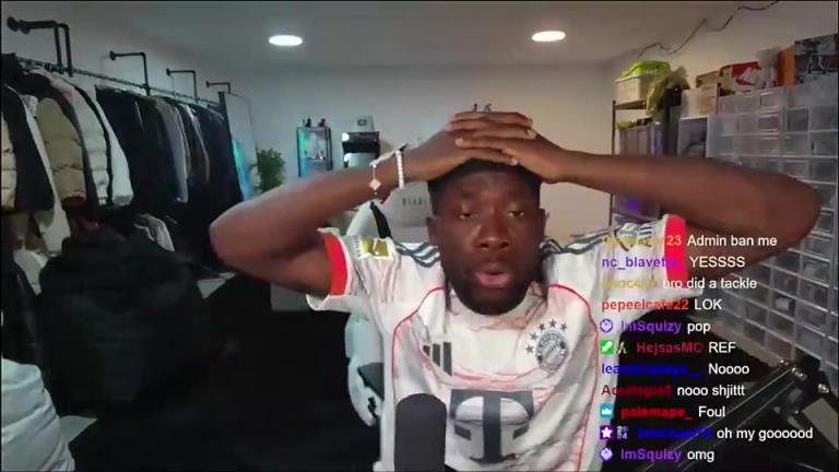 直播目睹穆西亚拉重伤,阿方索-戴维斯吓得双手抱头