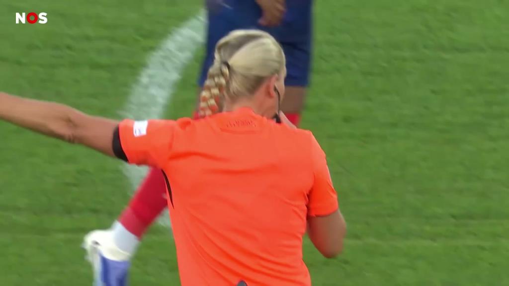 【集锦】女足欧洲杯-沃尔什破门难救主 英格兰女足1-2不敌法国