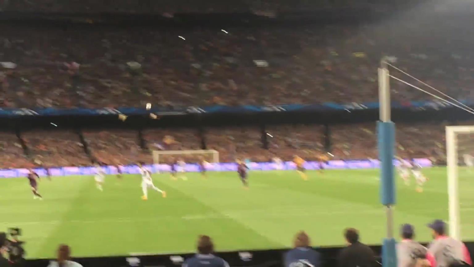 他的技术依旧不可阻挡!现场视角看当年梅西对博阿滕的犯罪式过人