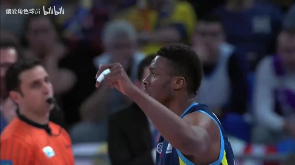 字母哥来了也得叫哥!萨纳西斯阿德托昆博精彩集锦!