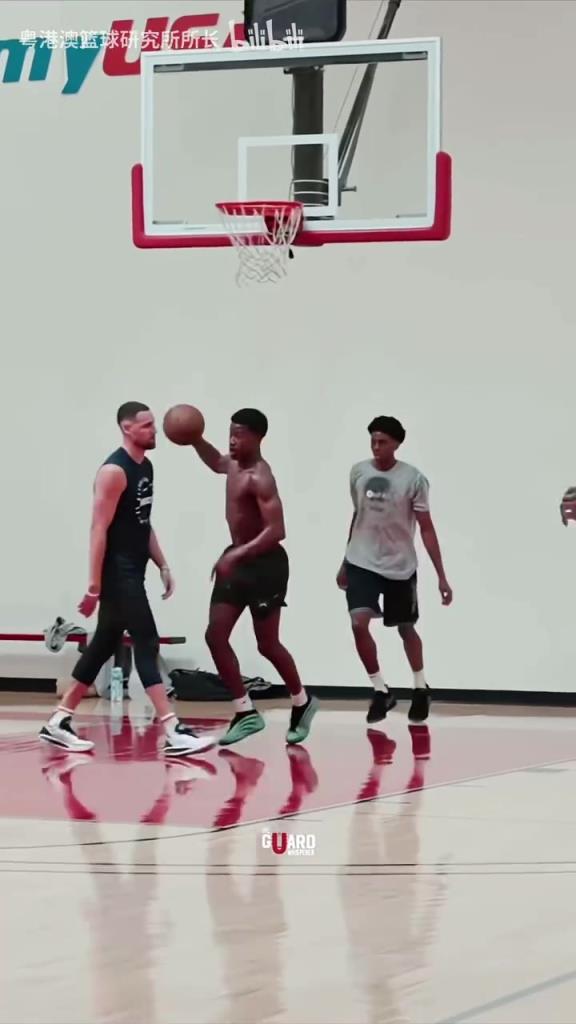 贫民窟的励志故事!探花秀VJ埃奇库姆在高端野球局高光表现!