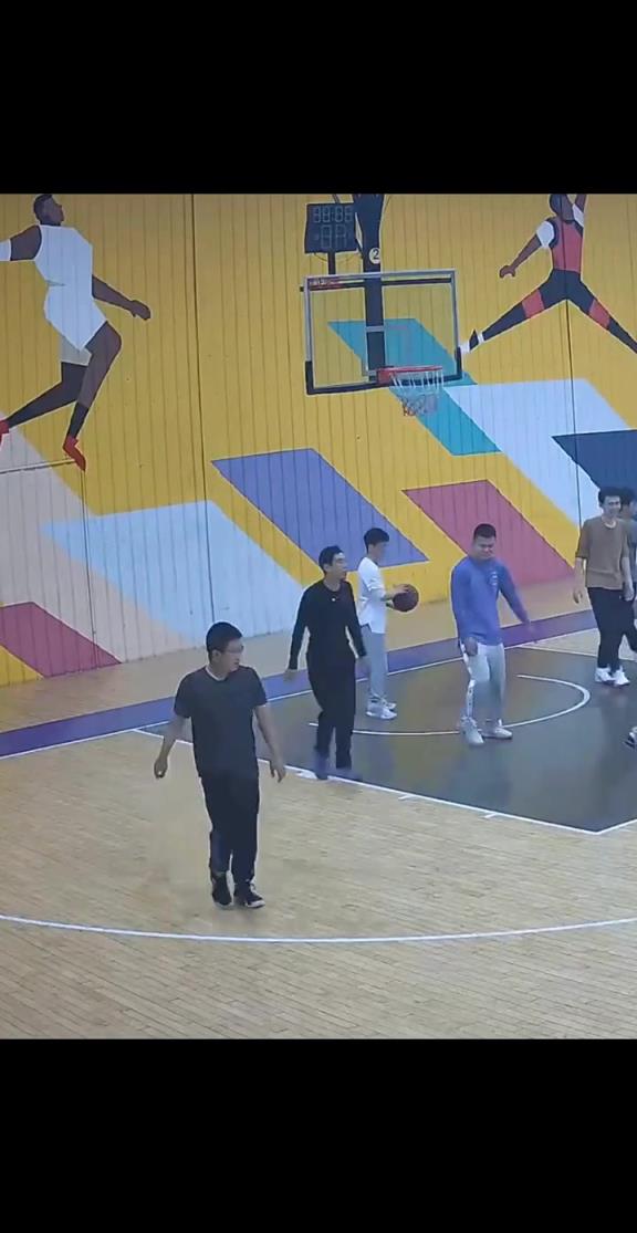 不合理,没有一次出手是合理的