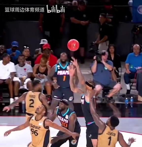 单挑真的没输过!前热火球员比斯利在Big3联赛的个人集锦!