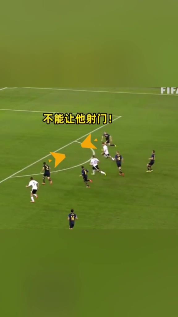 脑袋都想破了!万万没想到穆勒会这样来一脚!