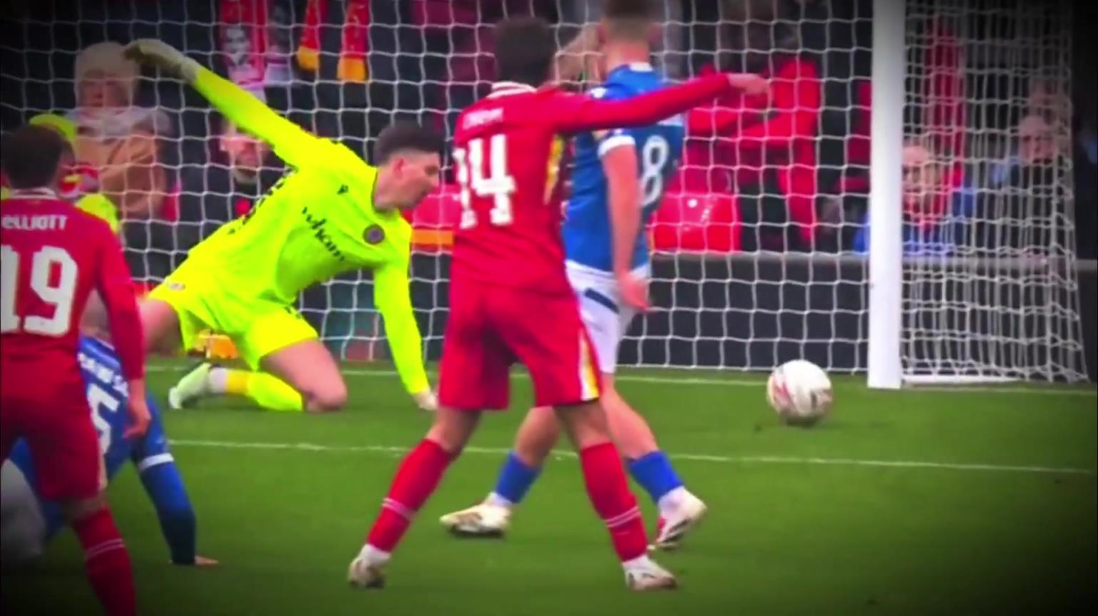 基耶萨球员集锦:左右都能踢,爆发力强,射门有准星