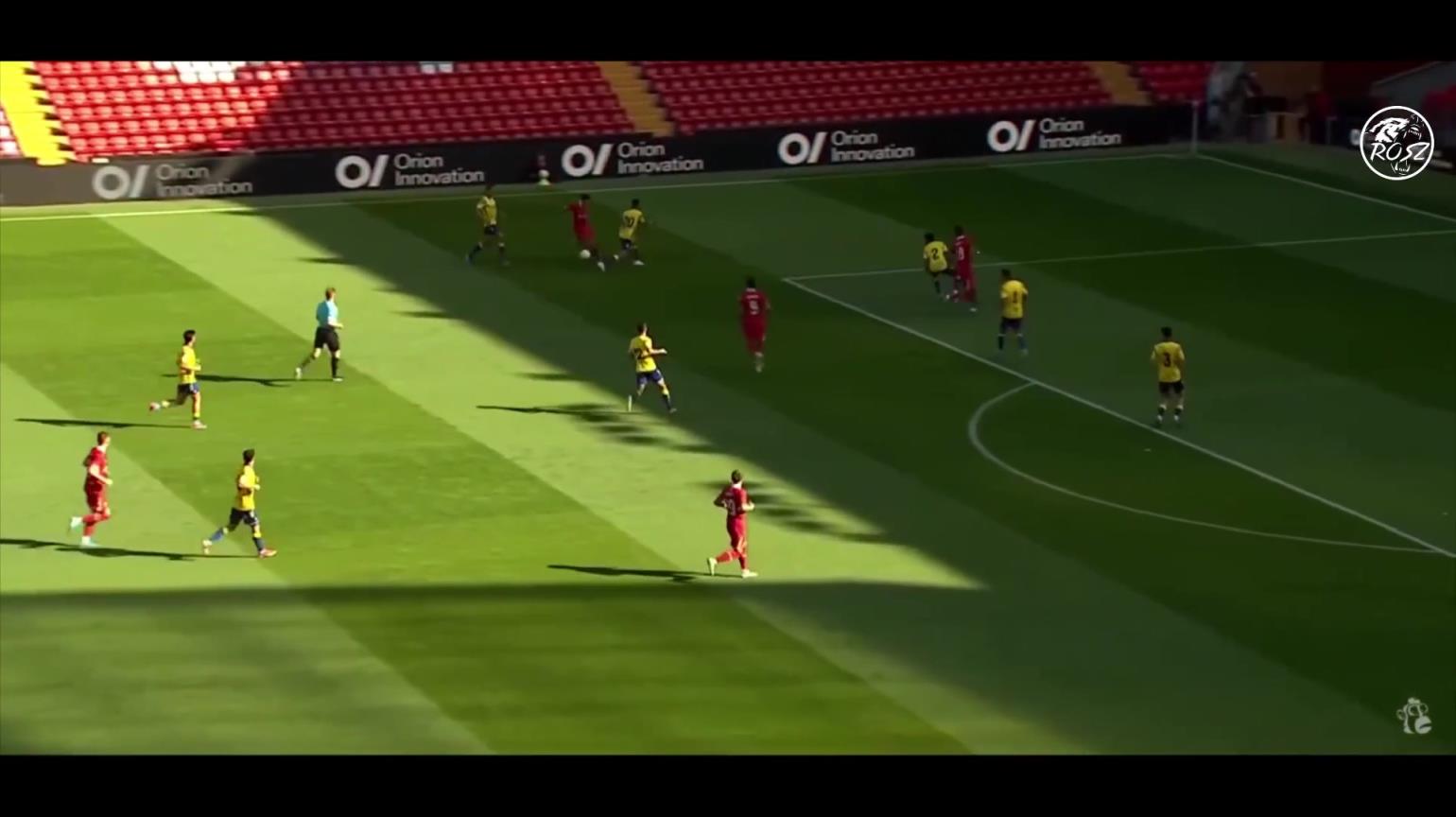 琼斯球员集锦:跑动范围大,愿意多拿球,能打中前场多个位置