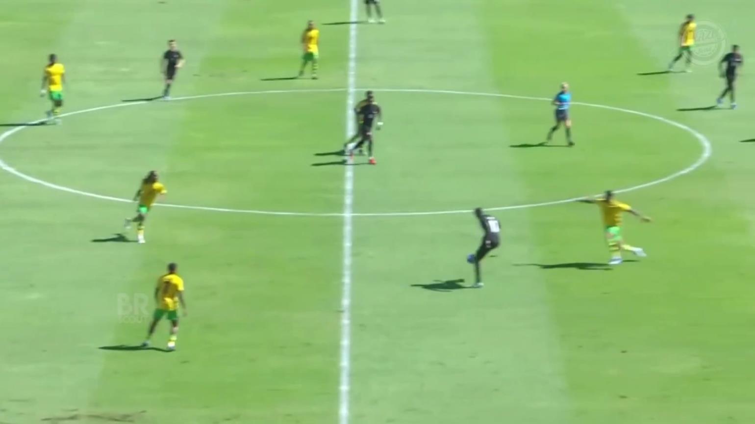 平诺克球员集锦:拥有出色的身体素质和强悍的防守能力