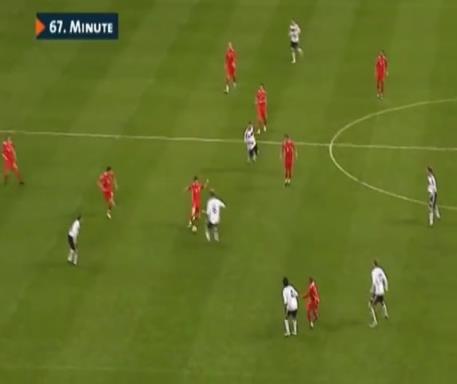 绿茵场上的权利与游戏?名场面:波多尔斯基掌掴巴拉克!