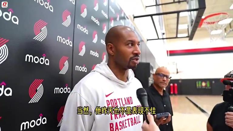 夏联主帅此前谈杨瀚森:他一直在进步,他已经适应了比赛的节奏