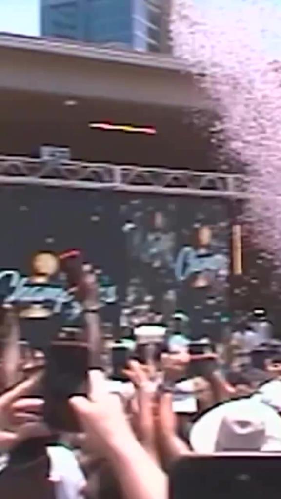 小人物的励志故事!多尔特的冠军巡礼混剪!身材太夸张了!