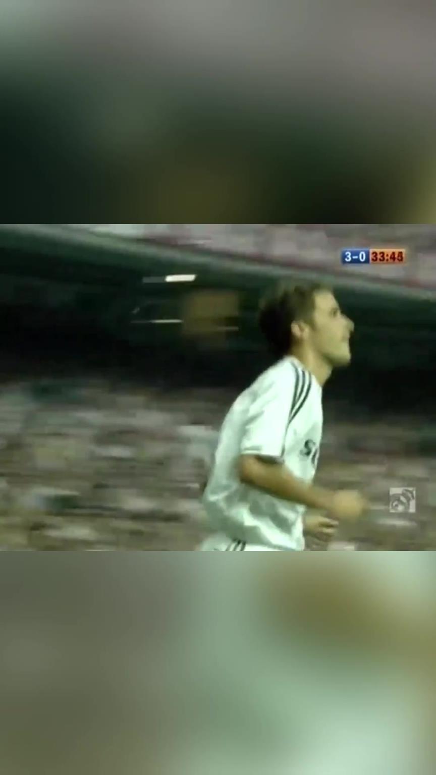 03年劳尔灵气四溢的帽子戏法!三个进球个顶个的细腻!