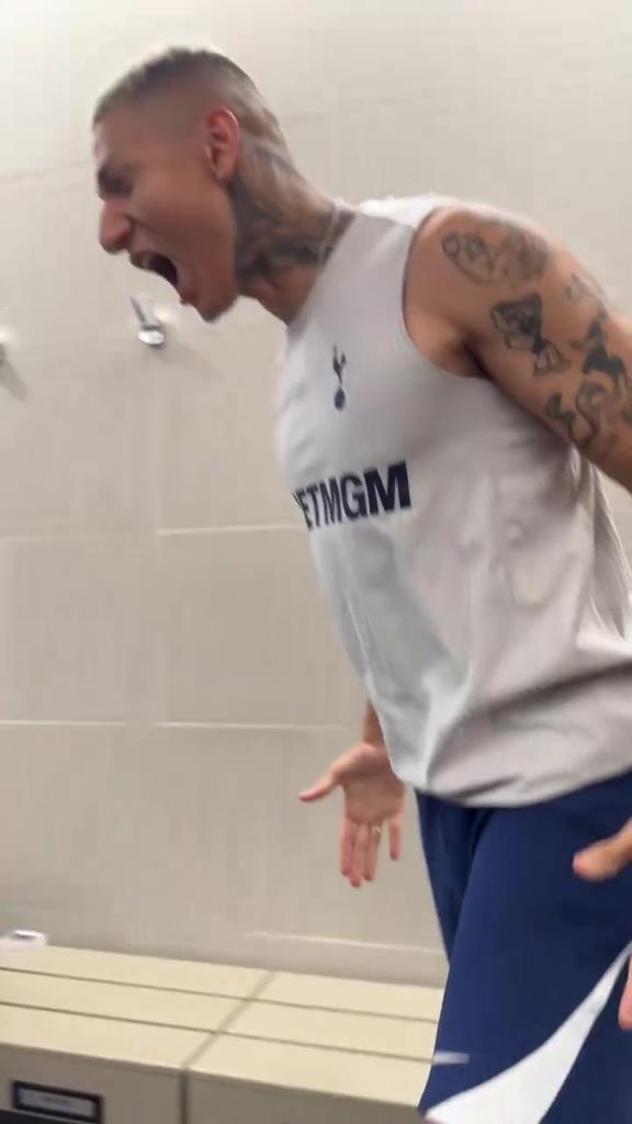 过于真实!折返跑训练前vs折返跑训练后!职业球员也顶不住~