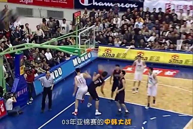 03年亚锦赛,姚明暴打开拓者选中的“亚洲第一中锋”河升镇!
