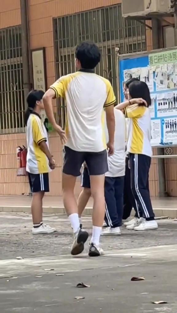 女生:自以为很帅系列