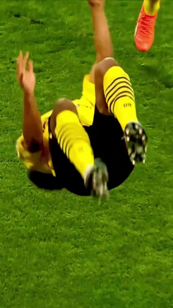 快乐男孩还是进攻鬼才?阿德耶米丝滑混剪!