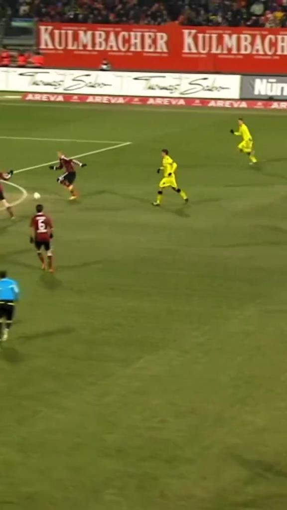 美好的回忆!多特名场面:莱特纳直塞,皮什切克倒三角助攻凯尔!