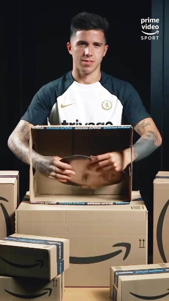 这是怎么摸出来的?名场面:恩佐摸面具立马猜出是梅西!