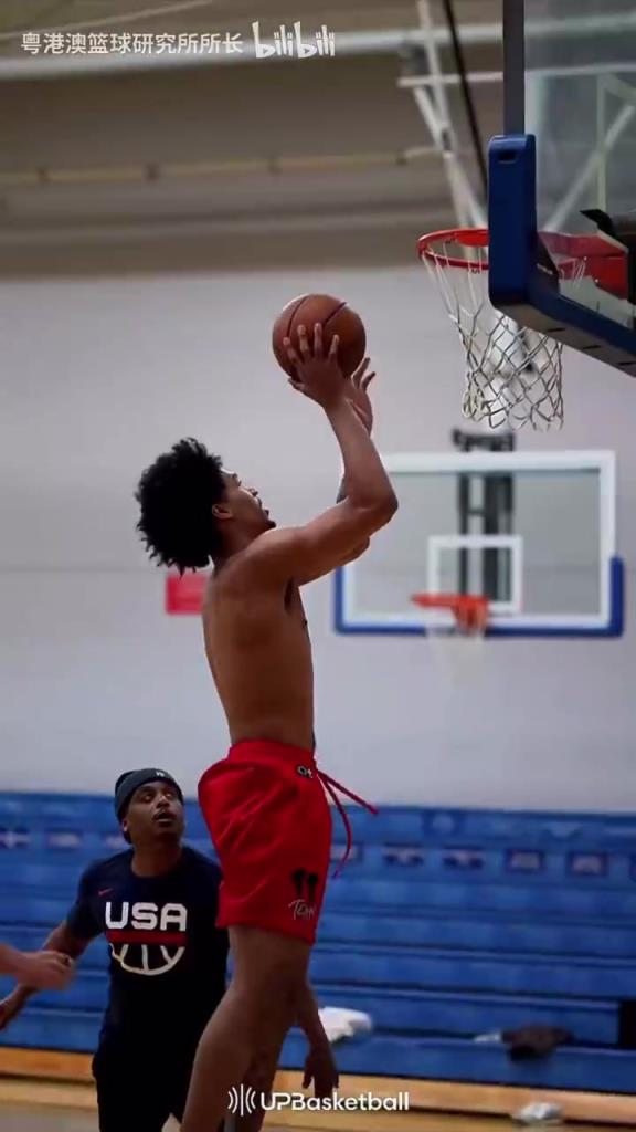 模板哈登!新科榜眼哈珀的训练!身体强壮技巧娴熟的左手将!