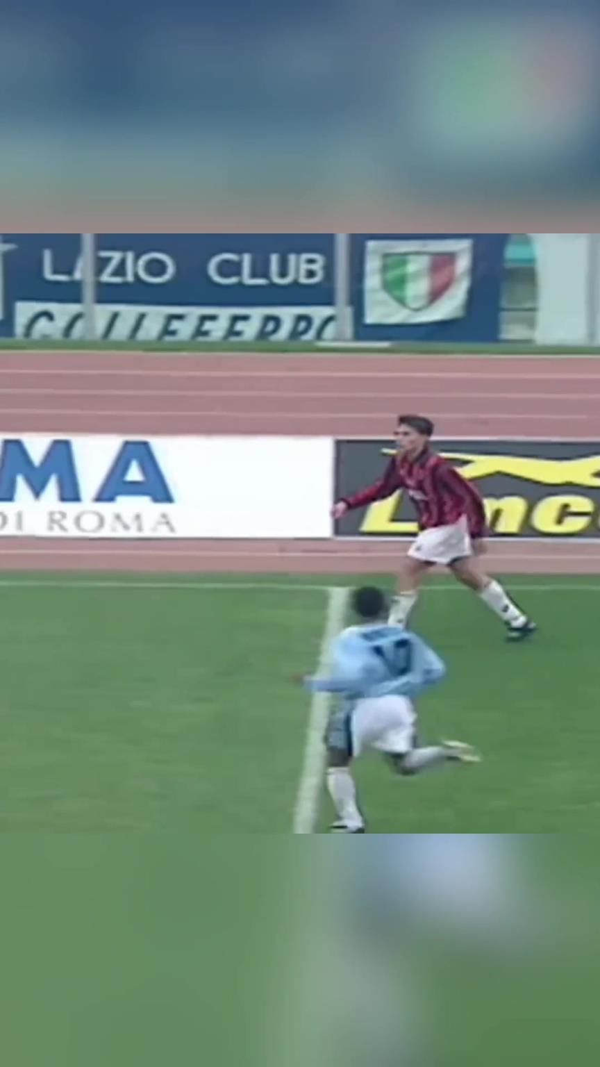 两人珠联璧合!1995年夏天米兰将巴乔和维阿同时招致麾下!