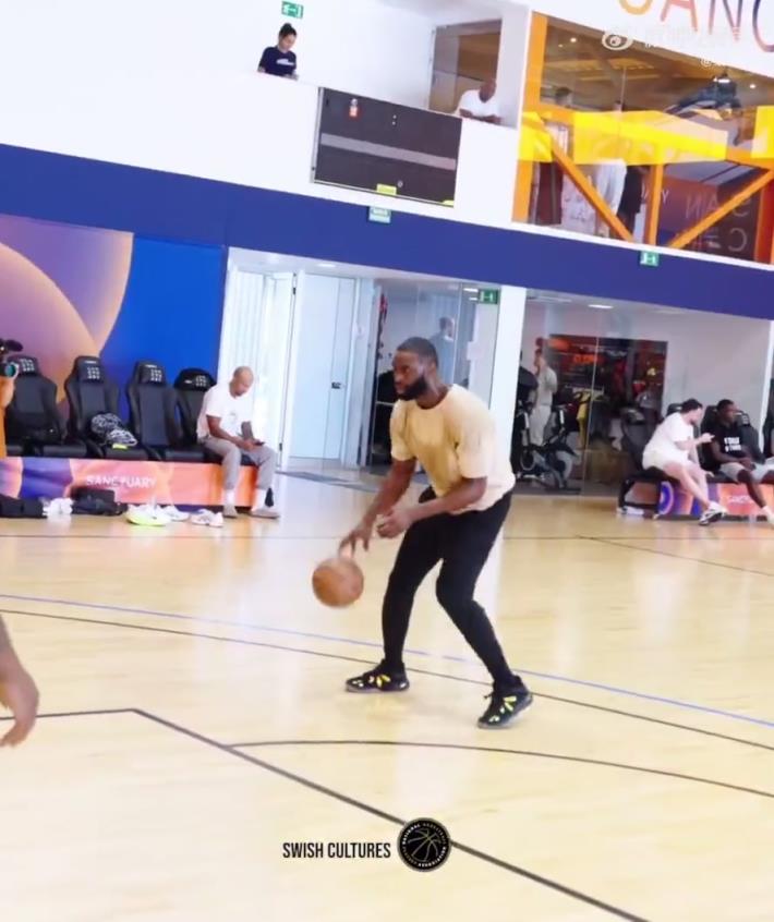 准的一批!杰伦-布朗的暑期特训开始了