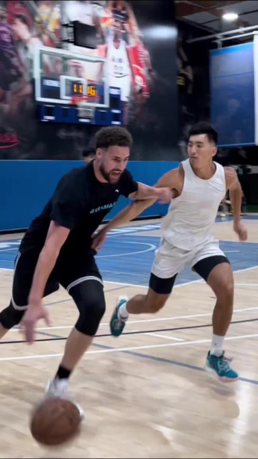 第九顺位!徐远征去年曾跟克莱在球场对位