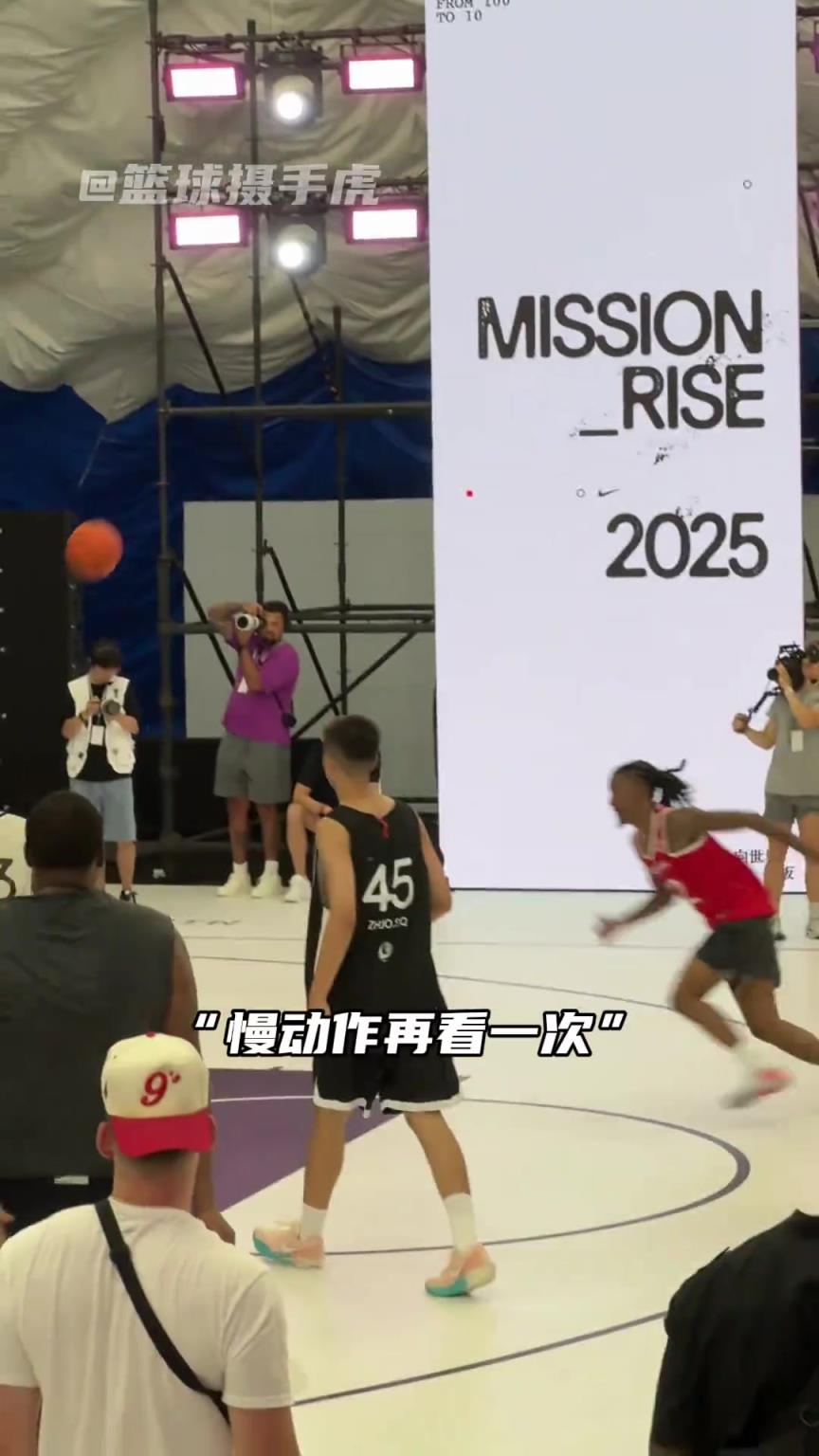 莫兰特中国行认真了 ...